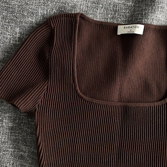 Babaton Aritzia Sculpt Knit Square Neck Crop Top - Size Small - Picture 4 of 7
